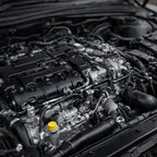 alt="Чист двигателен отсек след ENGINE DEGREASE"