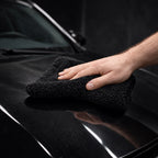 alt="Полиране с CLEAN TOWEL след WAX SPRAY"