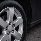 alt="Почистена джанта с WHEEL CLEAN"